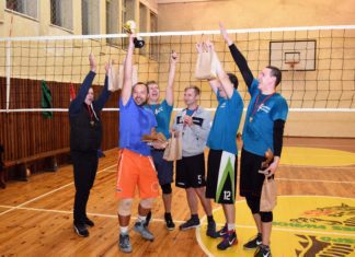 ADPS tinklinio taurės fiesta Achemoje baigėsi įspūdingu finalu tarp Administracijos ir Energijos komandų