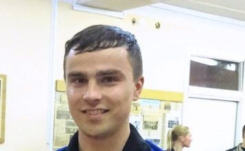 Artūras Kisielius trečius metus iš eilės stipriausias chemikų stalo teniso lygoje