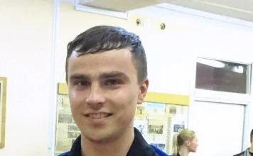 Artūras Kisielius trečius metus iš eilės stipriausias chemikų stalo teniso lygoje
