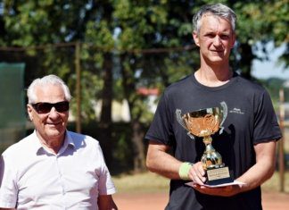 Sigitas Liutkus laimėjo teniso turnyrą kurio fondas apie 600 eurų