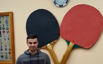 Stalo teniso turnyre tarp 12 varžovų vėl stipriausias Artūras Kisielius