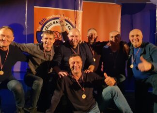 SK Achespo krepšinio mėgėjai stambiame tarptautiniame krepšinio turnyre laimėjo trečiąją vietą