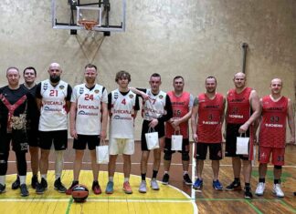 Kalėdinis krepšinio turnyras